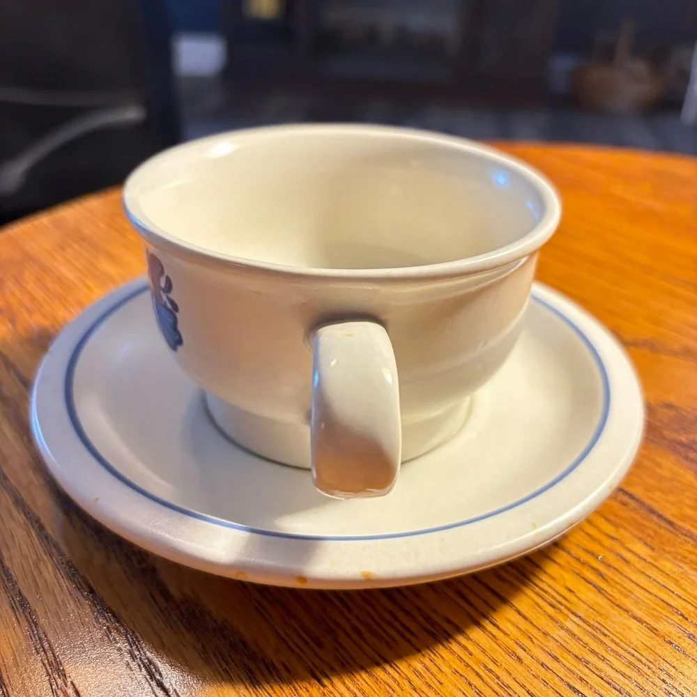 Pfaltzgraff Yorktowne Blue Floral Stoneware Tea Cup and Saucer Set Vintage 7-1